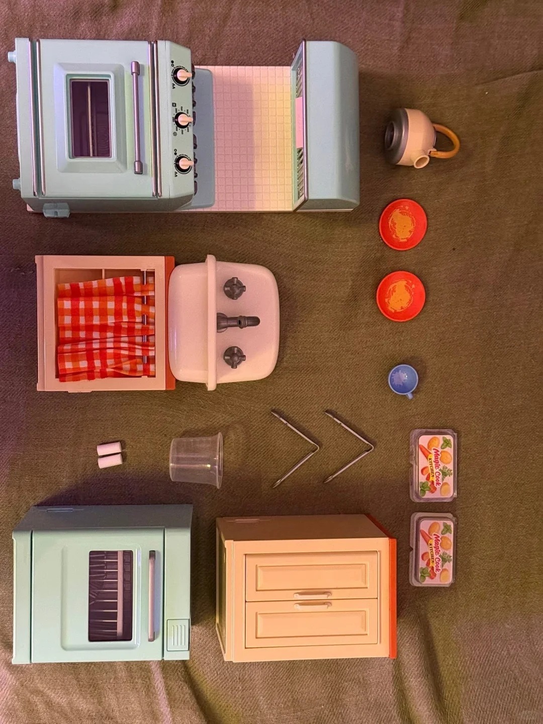 Zuru Mini Brands Magic Cook Ki - Workshop Tools Toy review and price